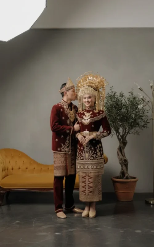 adat-palembang-prewedding_kWinQ9JzyaEy-1760465695465